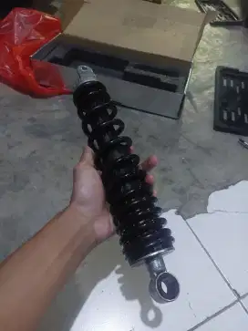 shock ori vario 125 bekas