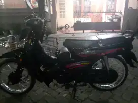 Honda Astrea Grand Istimewa