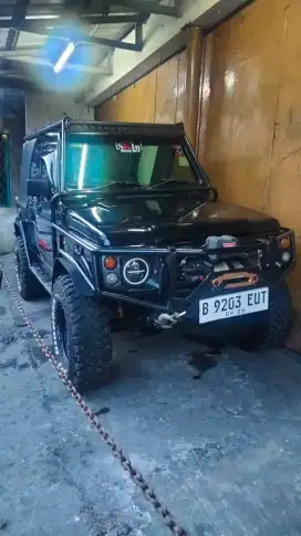 Suzuki jimnie caribian thn 2006