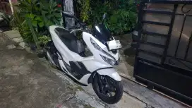 Dijual Motor Kesayangan PCX 150