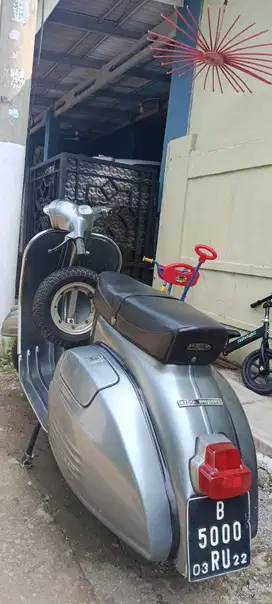 Vespa Super 1975