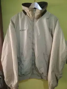 jaket parasit wall
