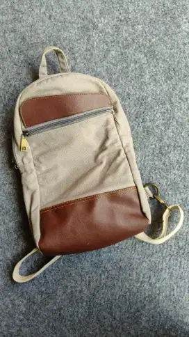 Tas Canvas Ransel Wanita