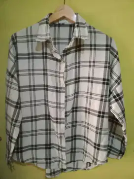 kemeja flanel kotak