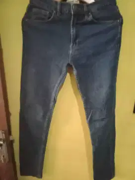celana jeans slimfit