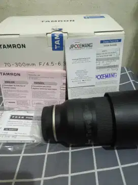 Tamron 70-300mm F4.5-6.3 Di III RXD For Sony E Mount - LIKE NEW