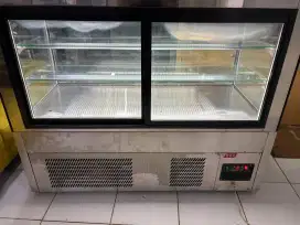 cake showcase mra
ukuran 150x75x120
harga 8,5jt
