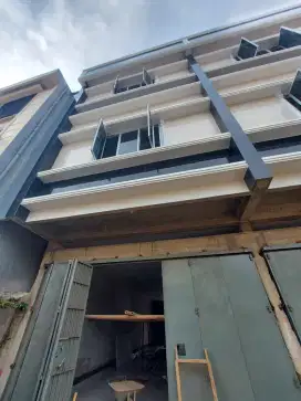 Dijual ruko baru jl pros sumba  5.5 x46 3lt..