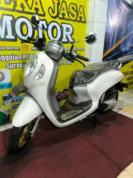 Scoopy Prestige 2021 AJM
