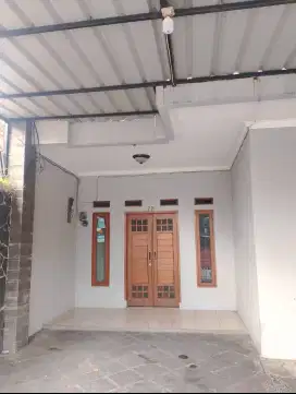 Di Sewa Rumah Buat Rumah Tinggal/ Kantor