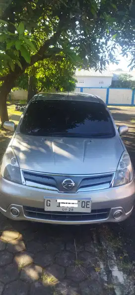 Nissan Grand Livina SV 2013