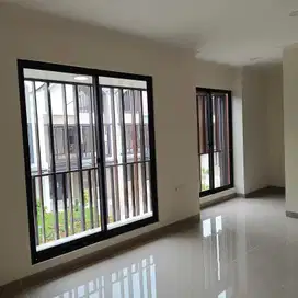 Dijual Cepat Brand New Leonora  Gading Serpong