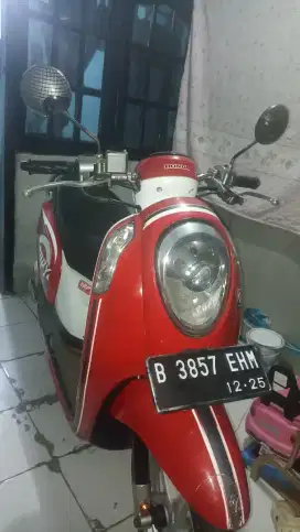 scoopy fi 2015 k44