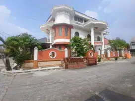 Dijual Rumah Luas Bagus di Harapan Indah Bekasi