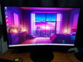 Monitor Curved 24 merk Koorui barang simpanan fullset