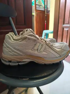 New Balance 1906R x Aurelee Size 42 Kondisi Second Preloved