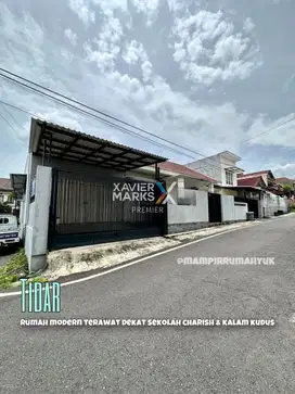 Rumah Modern Terawat dekat Sekolah Kalam Kudus & Charish Tidar Malang