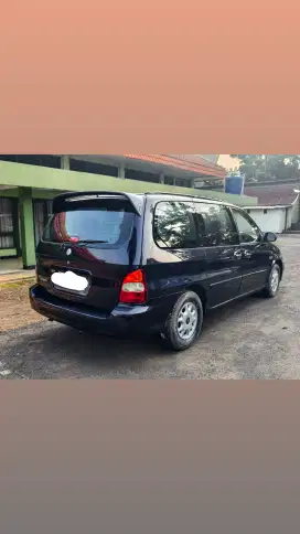 Kia Carnival 2001 Bensin