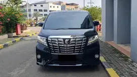 Toyota Alphard 2.5 G Pilot Seat AT Black On Beige 2017 Low Km Record