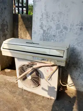AC merk LG ukuran 1 PK lengkap