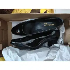 Sepatu pantofel kejaksaan