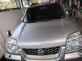 Nissan X-Trail 2005 Bensin