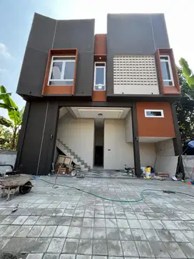 KOST EKSKLUSIF 2 LANTAI FULL FURNISHED 12 KAMAR MEZANIN DI TIYASAN