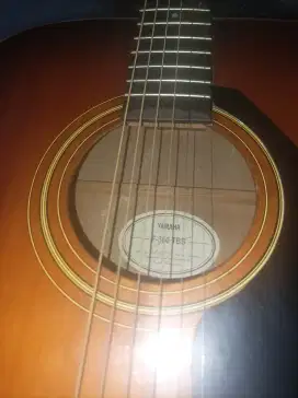 Yamaha F360 Original