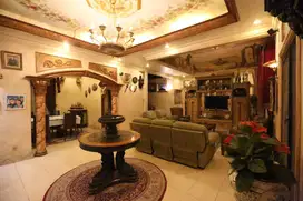 DIJUAL RUMAH 2LT DI JL ZAMRUD KEMANG PRATAMA REGENSI BEKASI MEWAH
