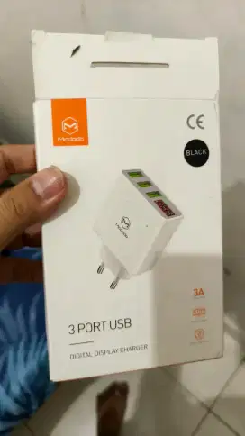 Charger Adapter 3 Port USB