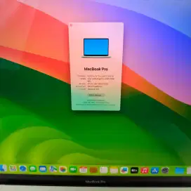 Macbook Pro 2019 Touchbar ram 16 ssd 1 Tb core I9 Full set 
Layar 16