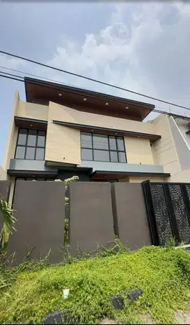 Turun harga 300jt,dari 6,8m jadi 6,5m saja  Tengah kota kompleks elite