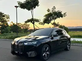 Full Warranty! BMW iX Xdrive40 2023 X7 Evoque Taycan X5 EQB GLE450