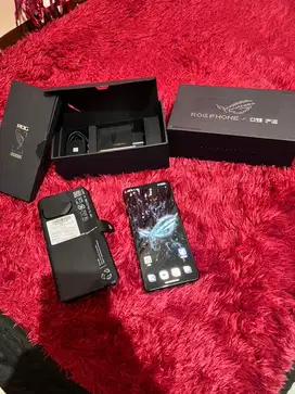 Asus rog phone 9 fe 12/256gb resmi like new 2 minggu pake