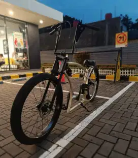 Sepeda lowrider