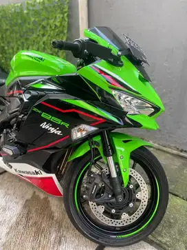 Kawasaki Zx 25r 2022 Abs Krt Qs Like New