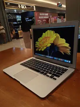 Macbook Air 11inch 2012 4/128