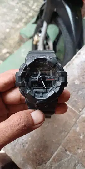 Jam G shock ga 735 A aniv