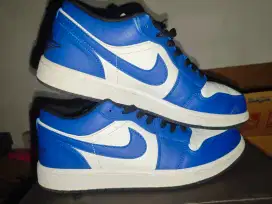 Sepatu Nike air Jordan low