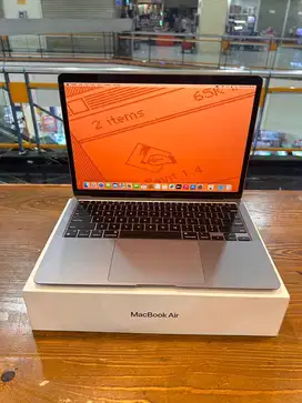 Macbook Air 13inch 2020 m1 cc 2 like new
