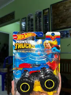 Jual Monster Truck SuperGirl temenya Super Dede