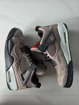 Nike Air Jordan 4 Retro Taupe Haze