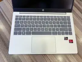 Laptop HP Ryzen 3-7320u 8/512