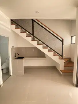 Siap Huni Dijual Rumah 2 Lantai Mewah Bebas Banjir (CGV) Jakarta Timur