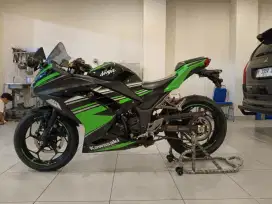 Ninja 250 fi SE KRT  SUPER LIKE NEW