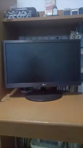 Monitor LED LG 20inch HDMI type 20m39h