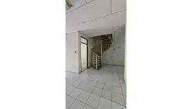Rumah Kelapa Puan Timur, Kelapa Gading