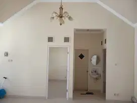 Disewakan rumah siap huni 1 lantai Puri Surya Jaya