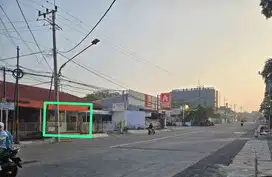 Di sewa tempat usaha RAYA KUPANG BARU