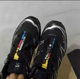 Sepatu xt 6 goretex